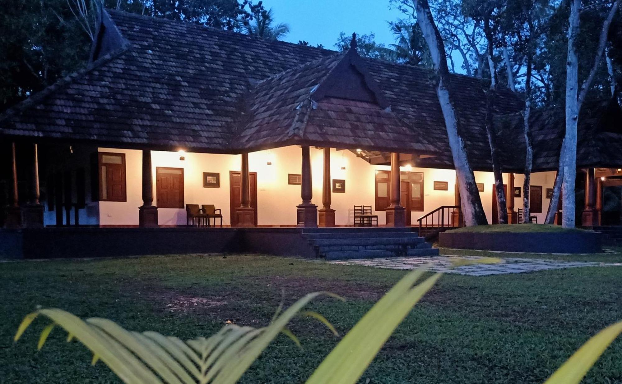 Marari Beach Palace Mararikulam Eksteriør billede